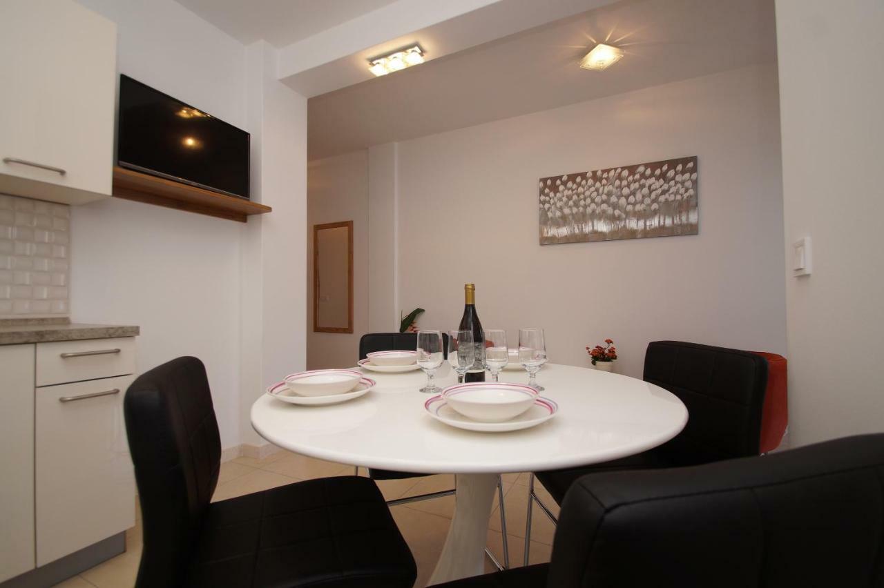 Apartma Mirna
